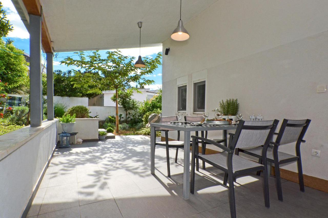 Marineblue Apartment โตรกีร์ ภายนอก รูปภาพ
