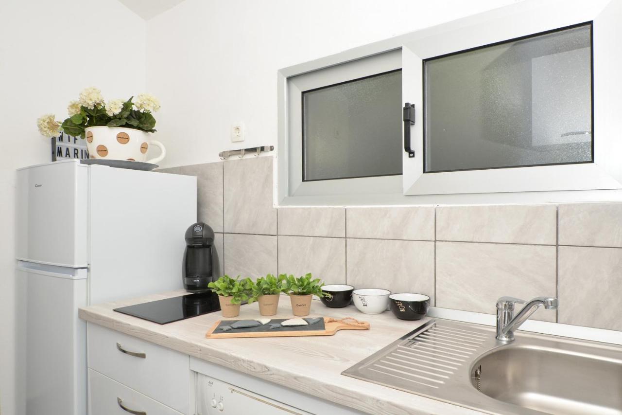 Marineblue Apartment โตรกีร์ ภายนอก รูปภาพ